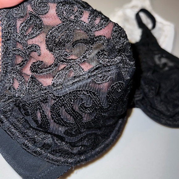 Wacoal Arabesque Underwire Bra Bundle (2) Black and White Size 32 D Semi Sheer - Picture 10 of 13
